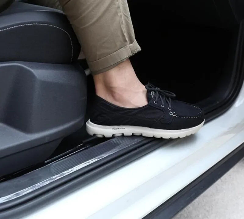 ملصقات السيارات سيارة متعددة الوظائف عتبة الباب حامي ملصق لكاديلاك ATS BLS CTS XT4 XT5 ATSL XTS STS SRX Escalade
