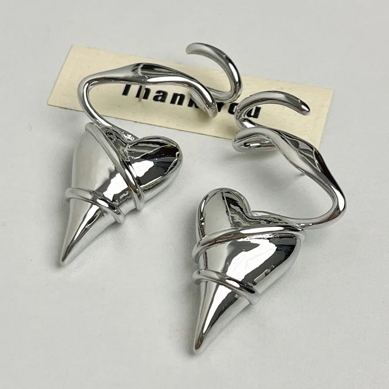 Geometric Metal Wrap Asymmetric Heart Stud Earrings For Women European American Style Personality Jewelry Gift