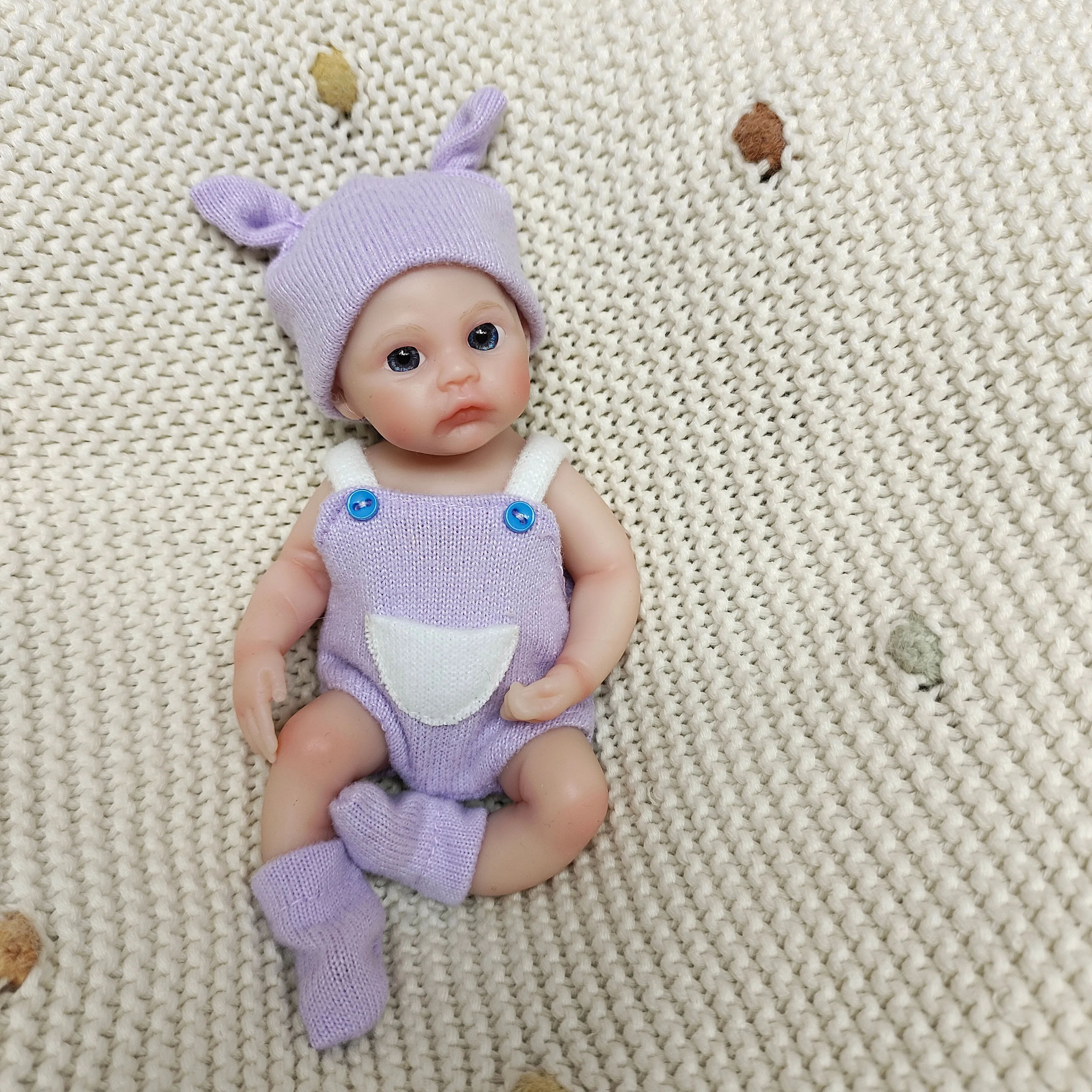 دمية طفلة حديثة الولادة واقعية - مراجعة Kids Toys New Born وسعره