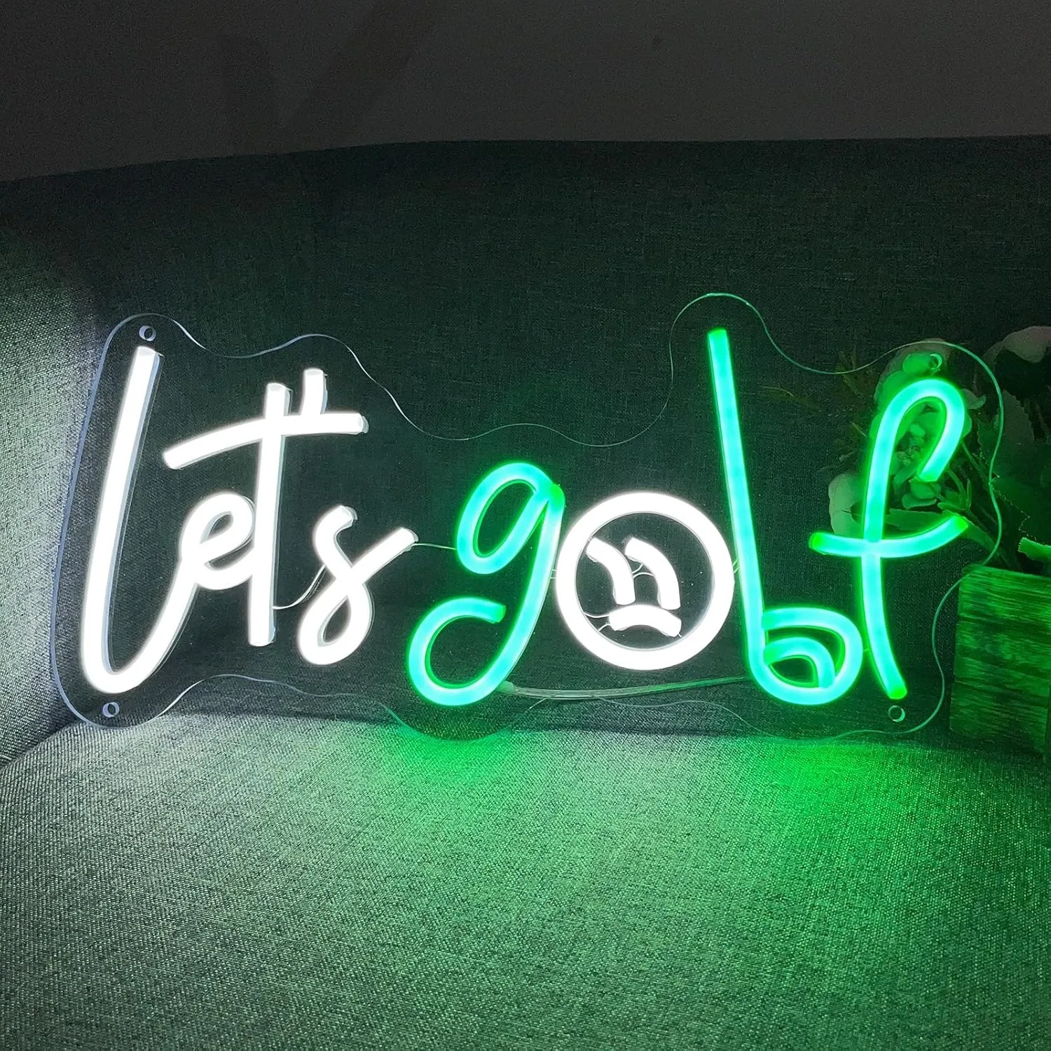 

Светодиодный неоновый настенный декор с регулируемой яркостью и питанием от USB. Можно использовать для предприятий в игровой комнате, клубе, спальне, бара, художественный фон, декоративная вывеска.