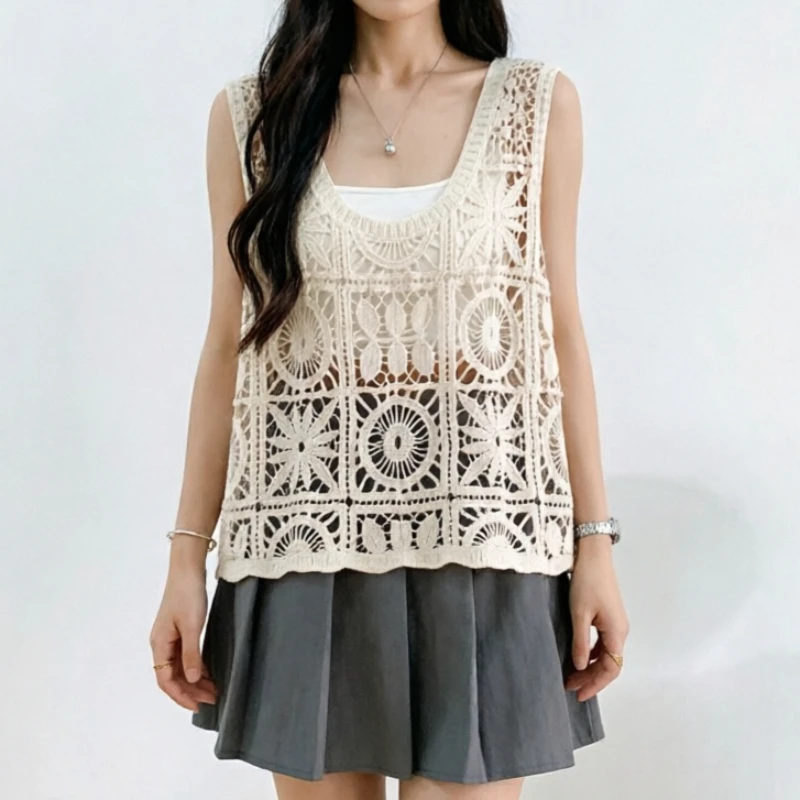

Boho Crochet Tank Top Granny Square Open-knit Sleeveless Lace Blouse for Women Summer Vacation Beach Outfit Cottagecore