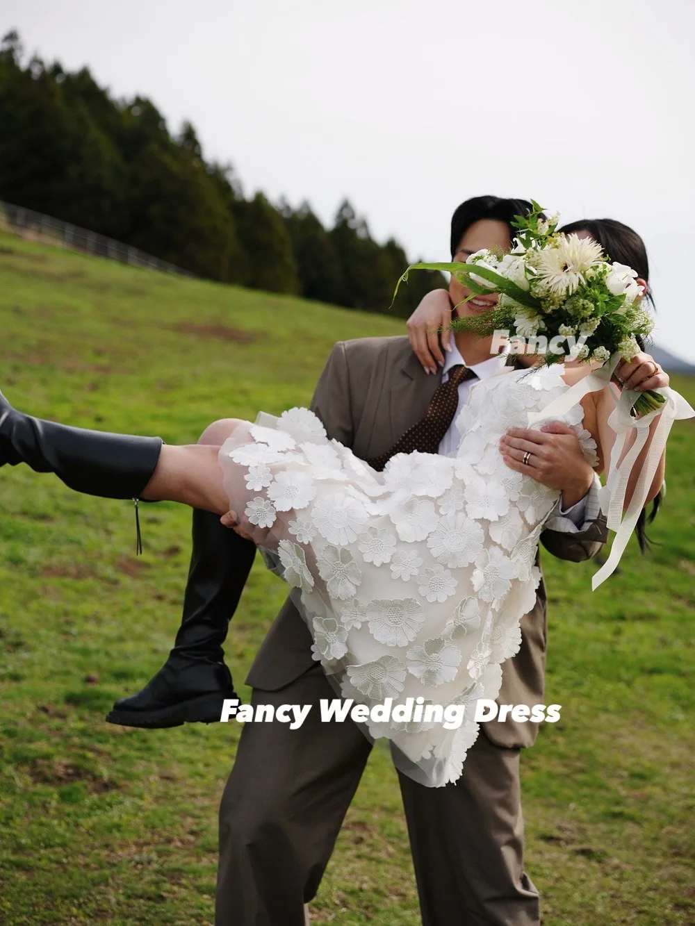 Fancy Princess Korea Strapless Lace Wedding Dress Photography A Line Mini Short Bridal Gown Back Corset Customized
