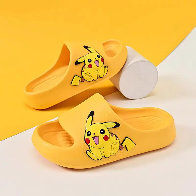 Kawaii Pokemon Pikachu pantofole da bagno per adulti bambini Cartoon Summer Beach pantofole antiscivolo Soft Slipper uomo donna regali