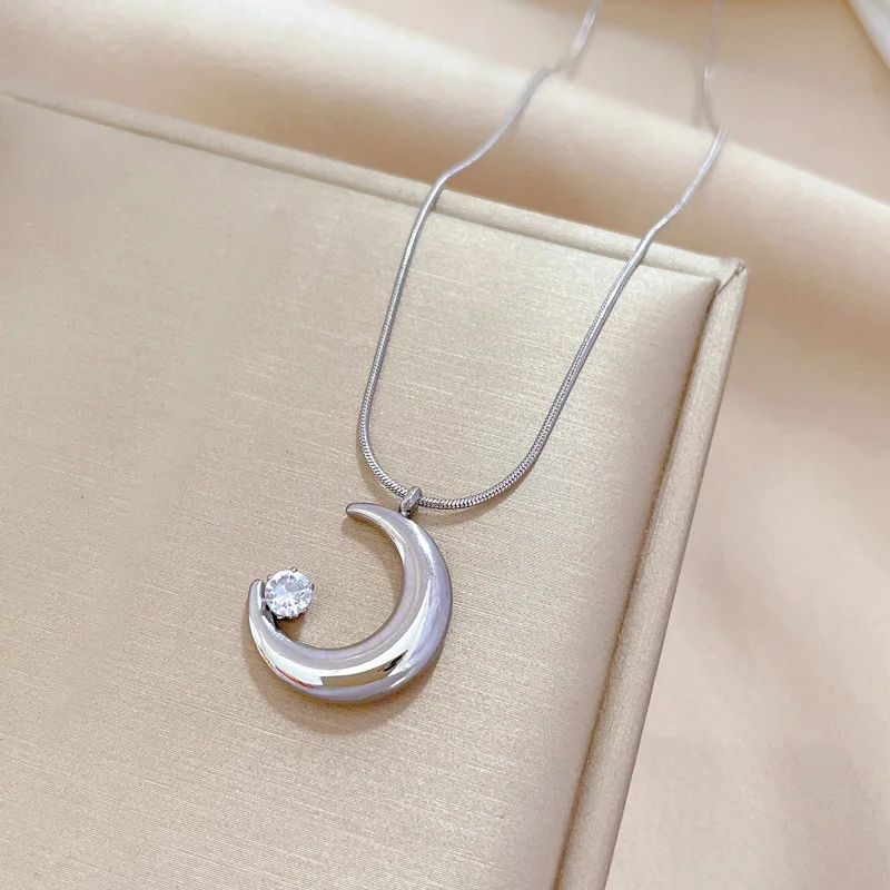 OIMG 316L Stainless Steel Gold Plated Korean Romantic Moon Pendant Neckalce For Women Girls Rustproof Luxury Jewelry No Fade