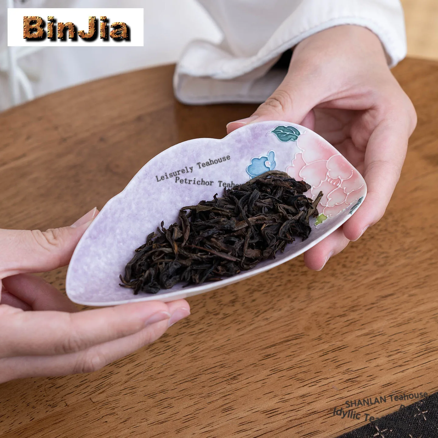 

Hand-painted Purple Peony Tea Scoop Boutique Tea Leaf Holder Shovel Chahe Household Appreciation Ladle Cha Accessories Craft