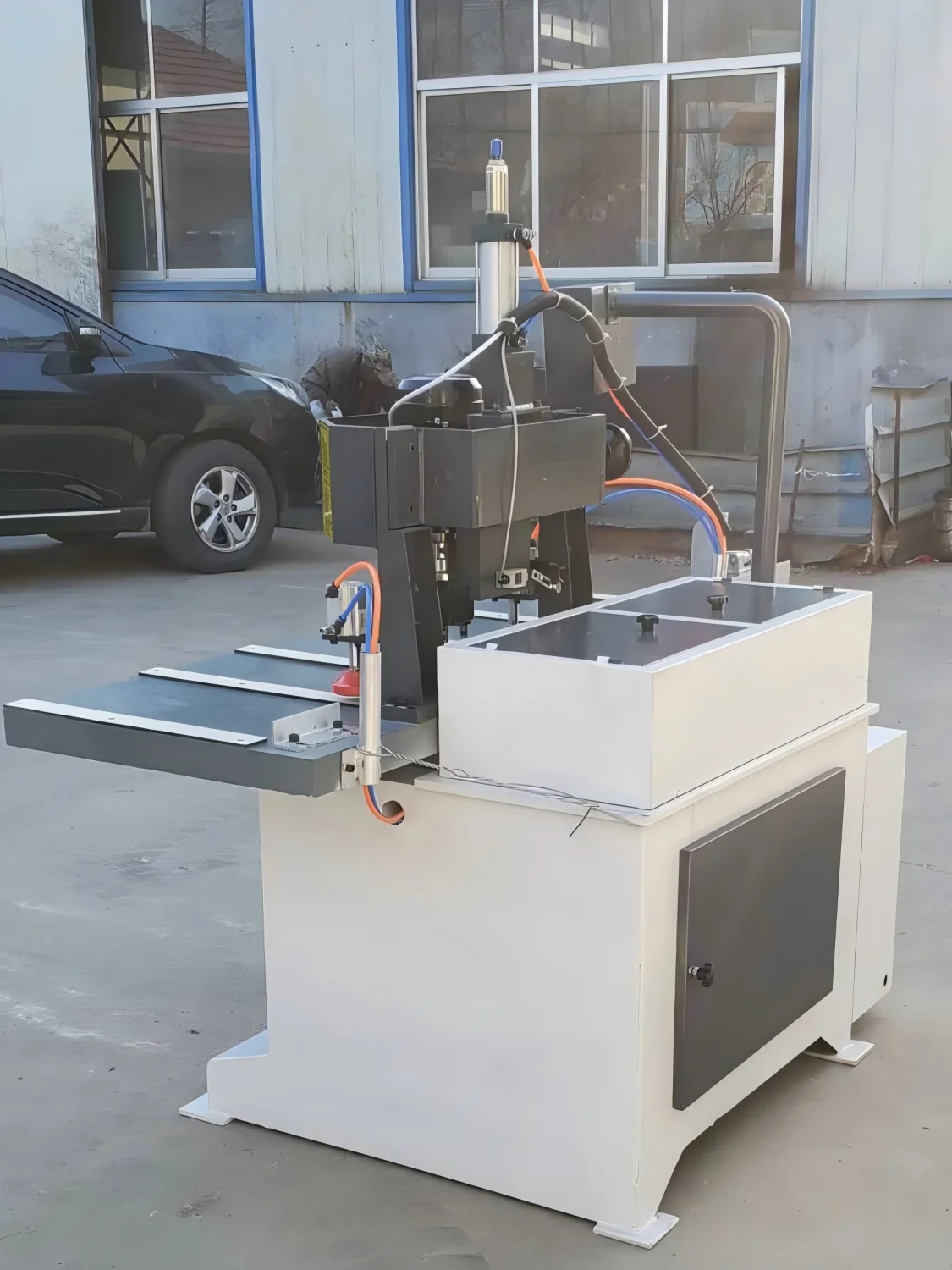 GUANDIAO High-Accuracy PLC Woodworking Hole Drilling Machine for Wardrobe and Cabinet Doors