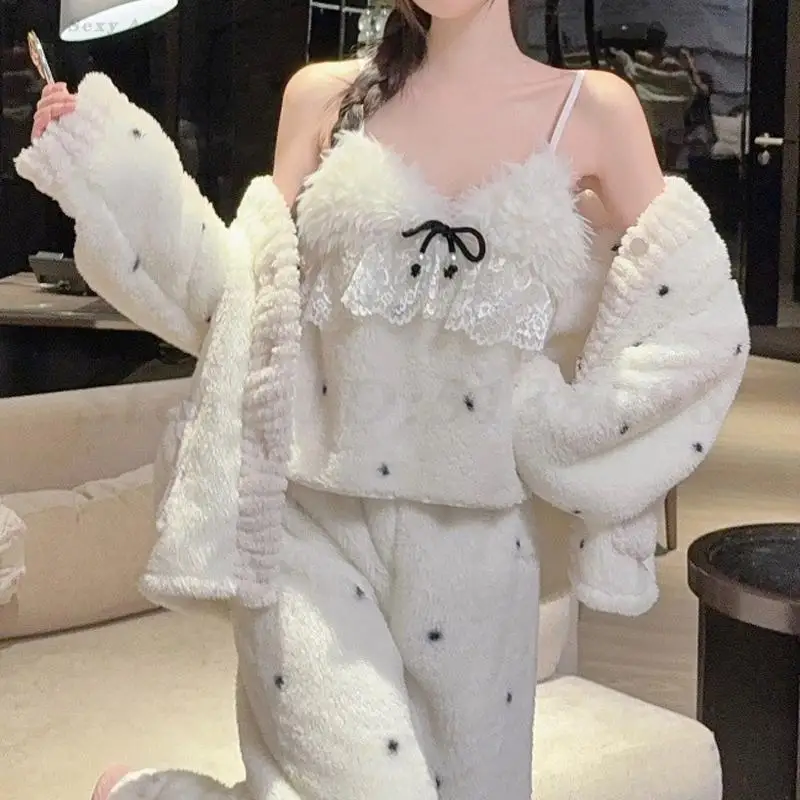

Winter Warm 3Pcs Sleep Set Princess Style Home Clothes Coral Fleece Lace Trim Pajama Suit Female Casual Sleepwear Loungewear