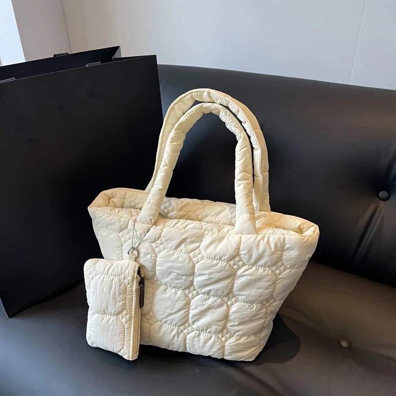 Women's Tote Bag Korean Version Fashion Handbag  Large Capacity Key Bag Accessories Soft Go Shopping Campus Shoulder Bag