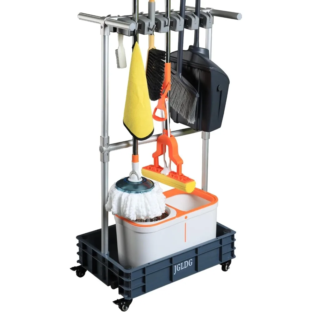 وحدة تخزين مدمجة لأدوات التنظيف: قم بتنظيم الوصول إلى المماسح والمكانس بسهولة