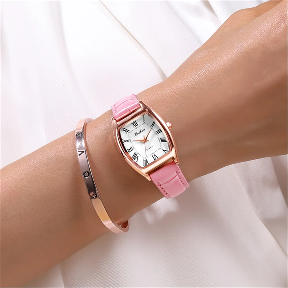 Personality Temperament Women's Belt Watch Vintage Wine Cask Type Roman Scale Quartz Fine Belt Watch Female