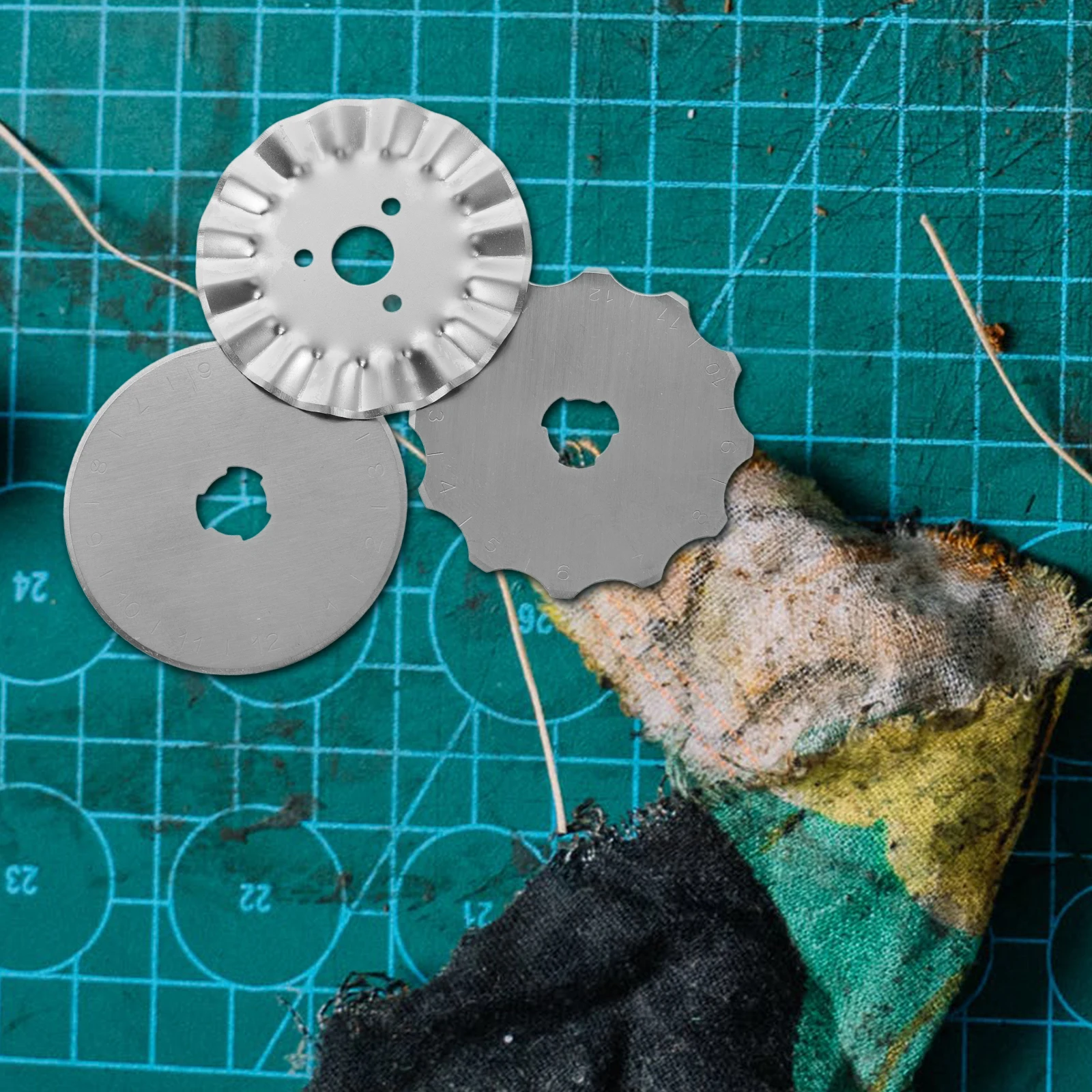 

6pcs Titanium-Plated Blade Combination Rotary Replacement Blades Fabric Cutter Tool Accessories For Sewing Quilting