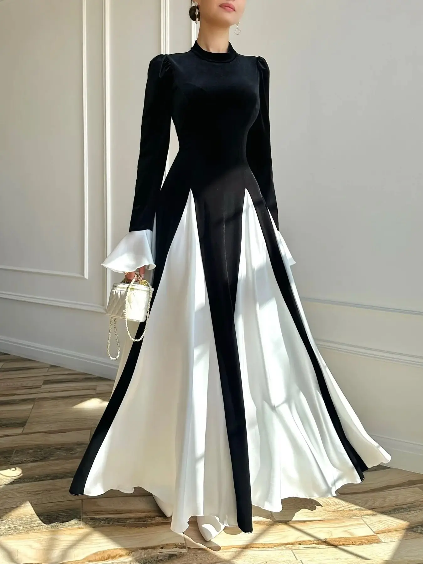 

Fashion Colourful big swing Muslim Abaya Dubai Full Length Flare Sleeve Hit color Abaya Dubai Turkey Muslim Islam Robe WY2264