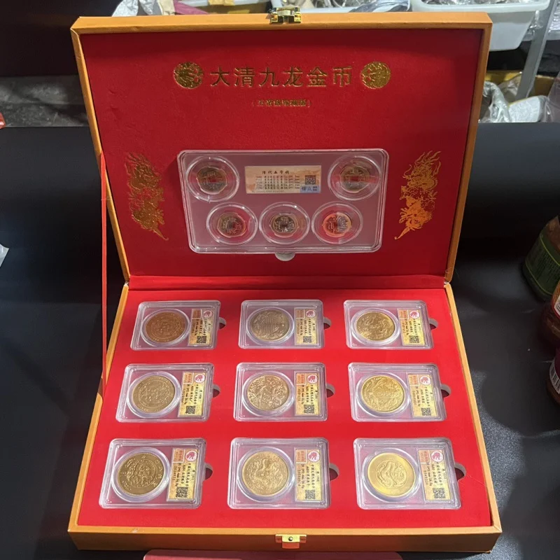 

Daqing Kowloon Gold Coin with Box Suit Film and Television Props Wholesale Sales Commemorative Gifts & Crafts Ornaments