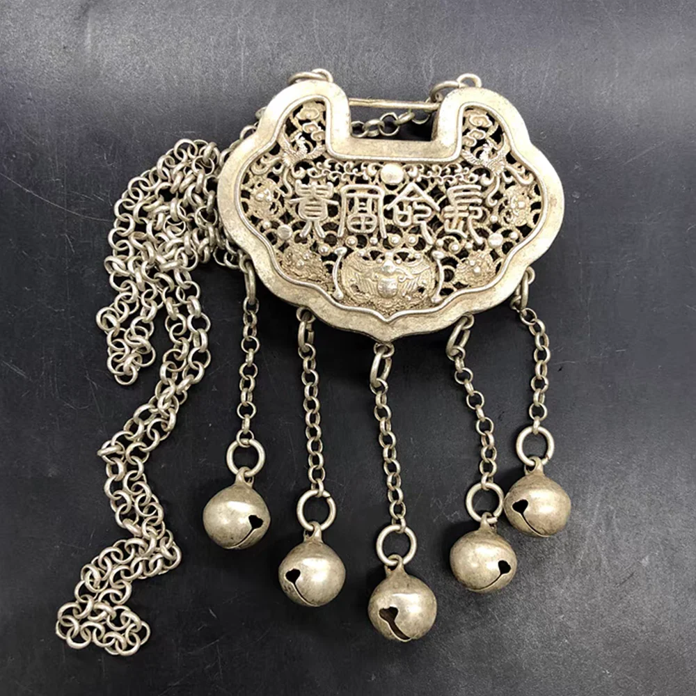 

Vintage Amulet Home Ornament Tibetan Silver Hangings Long Life Lock Mascot Lucky Beast Kylin Pendant