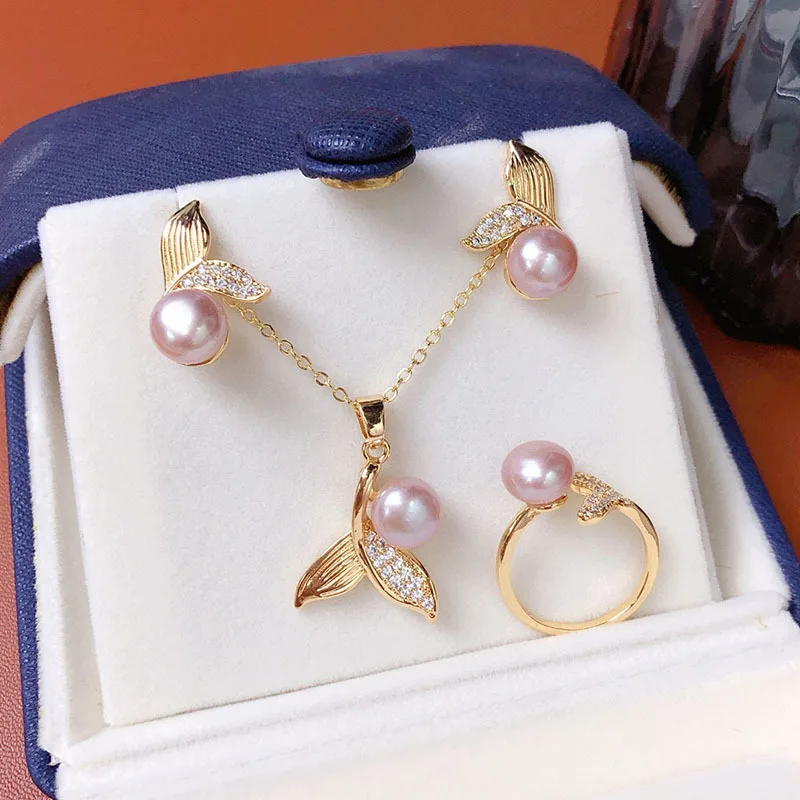 Freshwater Pearl , Fish Tail Set Full Texture, Pendant with Earrings and Ring