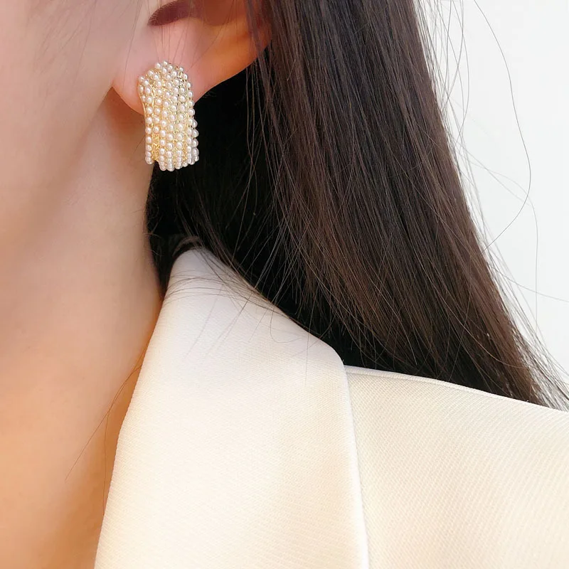 Golden Color Woven Shaped Inlaid Imitation Pearl Stud Earrings for Women Simple Fashion Earring Jewelry aretes