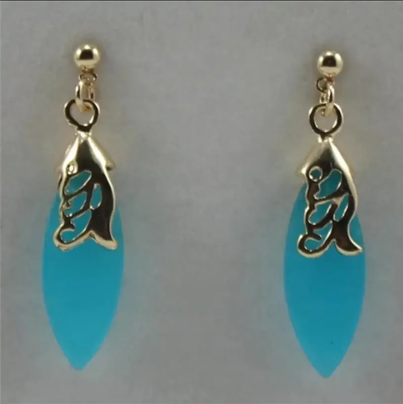 

Women's simple and fashionable gold plated Blue Long Water Drop Earrings