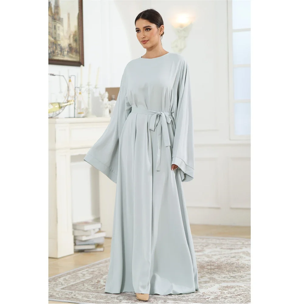 2025 Nieuwe Moslim Jurk Abaya Flare Mouw Islam Kleding Abaya Vrouwen Dubai Kaftan Turkse Bescheidenheid Gewaad Effen Gordel Jurk Ramadan