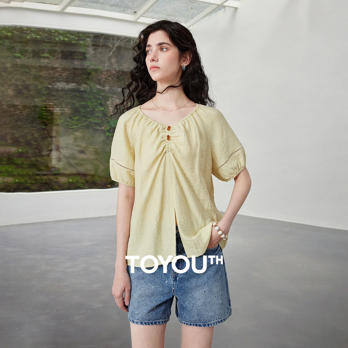 Blusa de cuello redondo para mujer TOYOUTH, estilo holgado con aberturas y mangas abullonadas, mezcla de lino, verano 2026