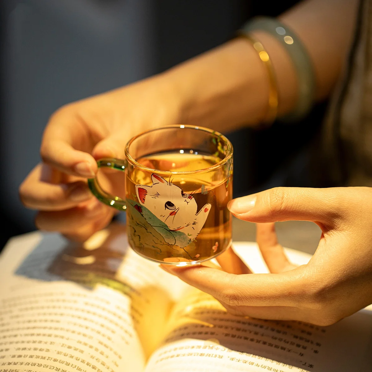 Japanese Style Fortune Cat Espresso Cups Kawaii Glass Lucky Cat Mug for Tea Coffee Cups with Handle 120 ml