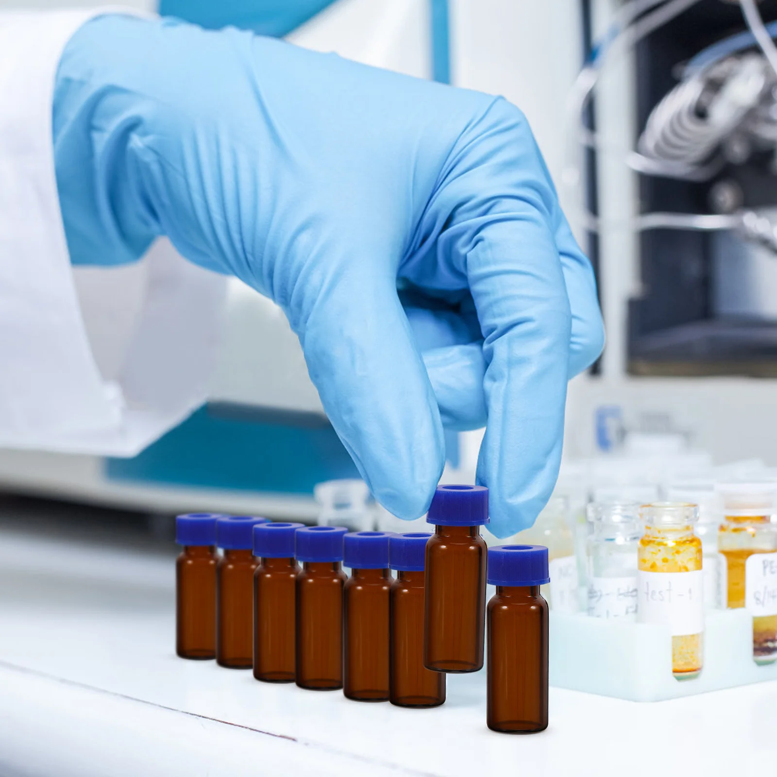 

100Pcs 2Ml Amber Glass Vial Leakproof Small Glass Jar with Lid for Safe Sample Storage and Extraction Vials with Caps