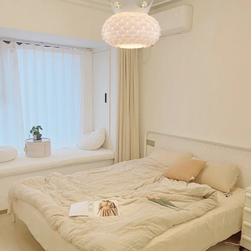 

Bedroom chandelier simple modern creative designer room lamp restaurant cream style master bedroom girl children's room lamp