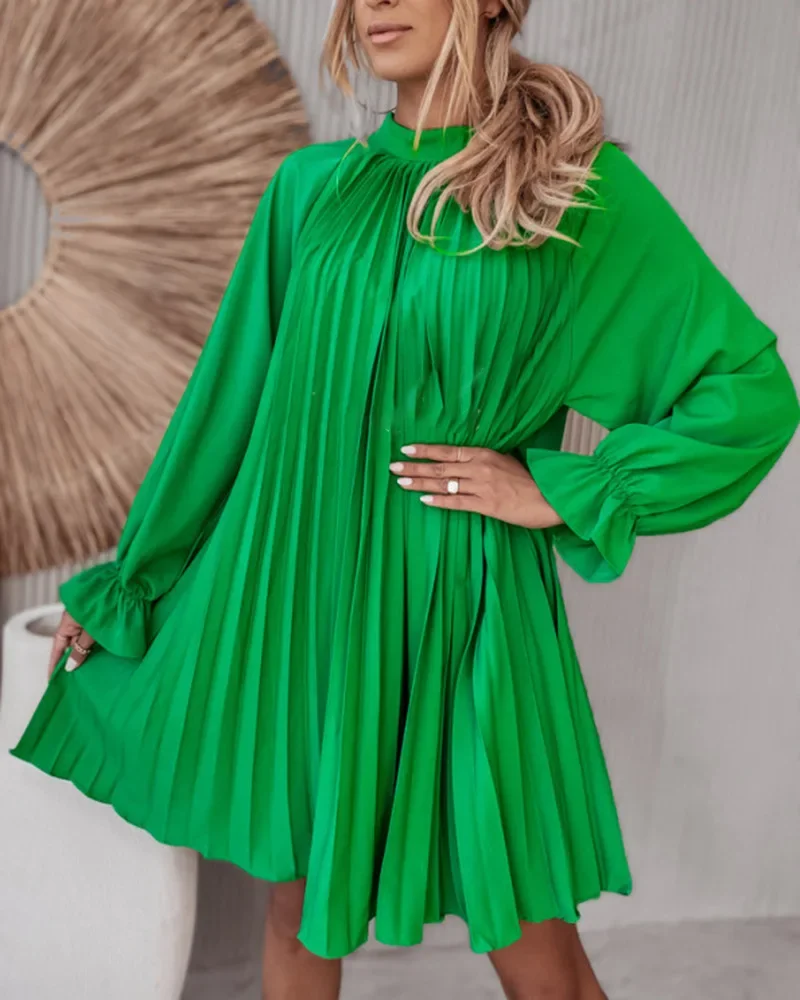 

Women's New Green Pleated Dress fashion long sleeve