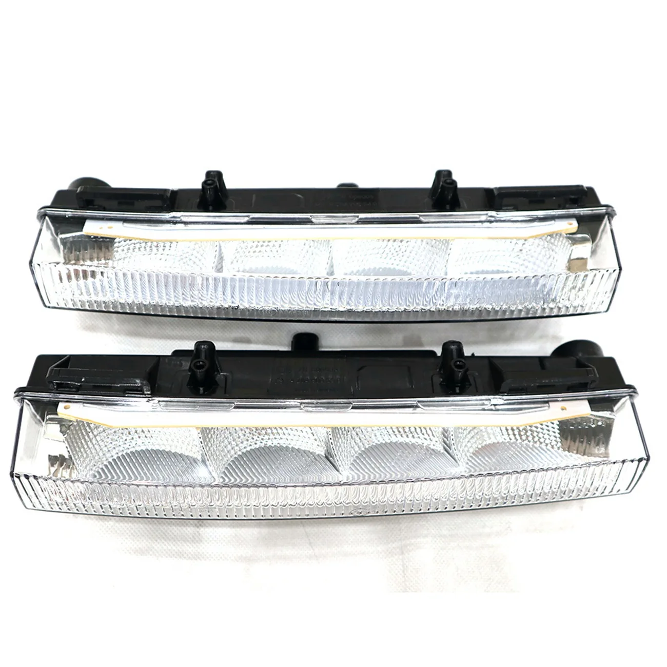 Front LED Daytime Running Light Fog Light for Mercedes Benz GL350 GL450 GL550 GL63 AMG 2013-2016 0999068101 0999068201