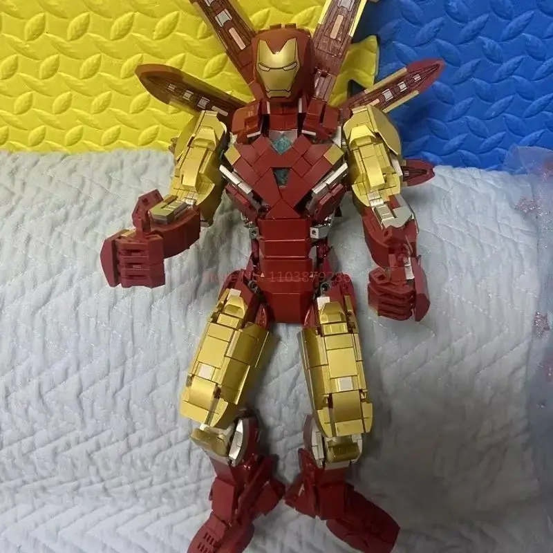 Quente marvel tijolos brinquedos homem de ferro nano manopla thanos infinito gauntlet luvas plástico homem de ferro modelo quebra-cabeça presente