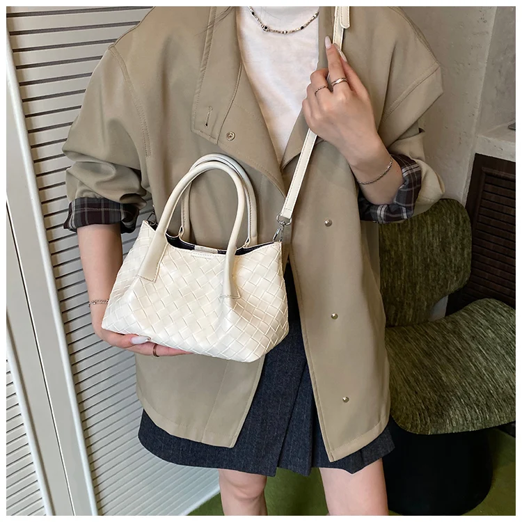 

Luxury Brand Leather Handbags for Women - Famous Designer Shoulder Bag with Timeless Elegant Appeal