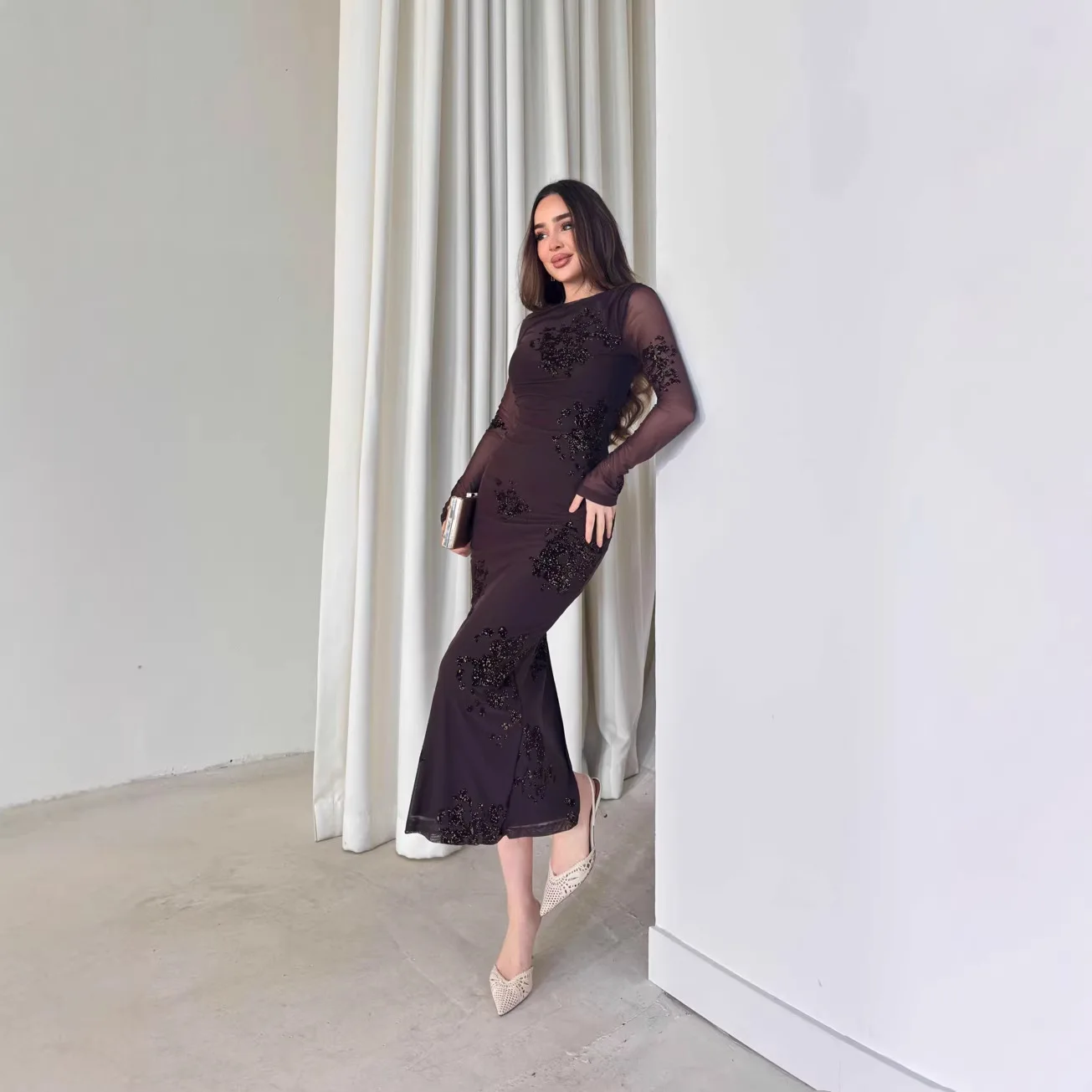

2026 Spring and Summer New Elastic Mesh Inlaid Sequined Round Neck Slim Fit Medium and Long Dress