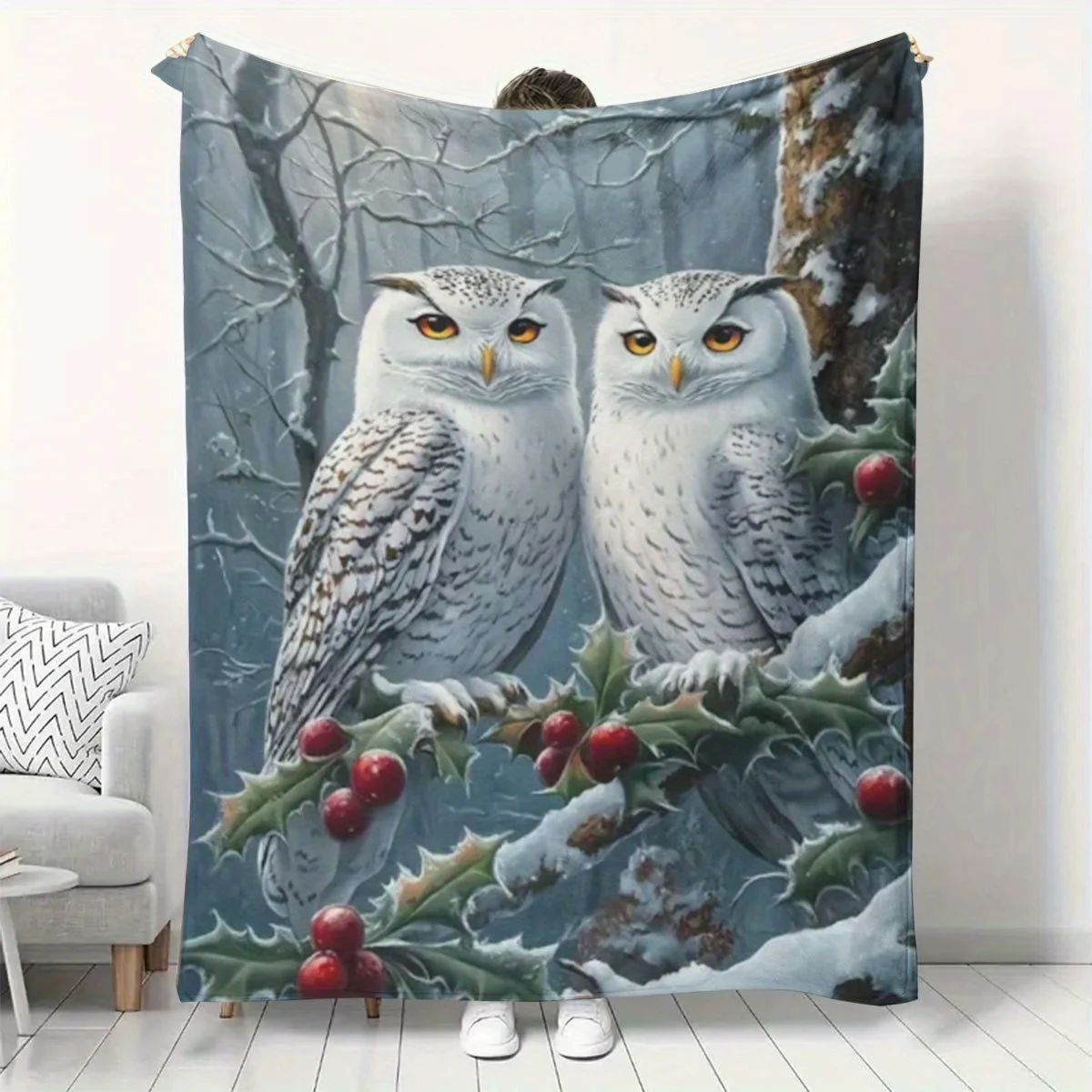 Snow Eagle And Berry Scene Pattern Flannel Dorm Office Nap Blanket Printed Blanket Gift for Friends Flannel Blanket, Soft And Wa