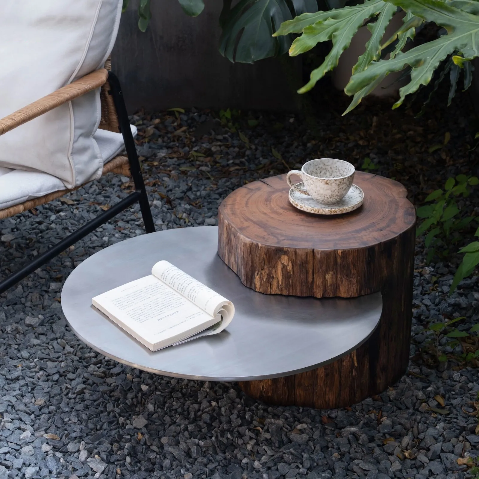 Nordic solid wood teak stump coffee table designer creative round coffee table corner furniture