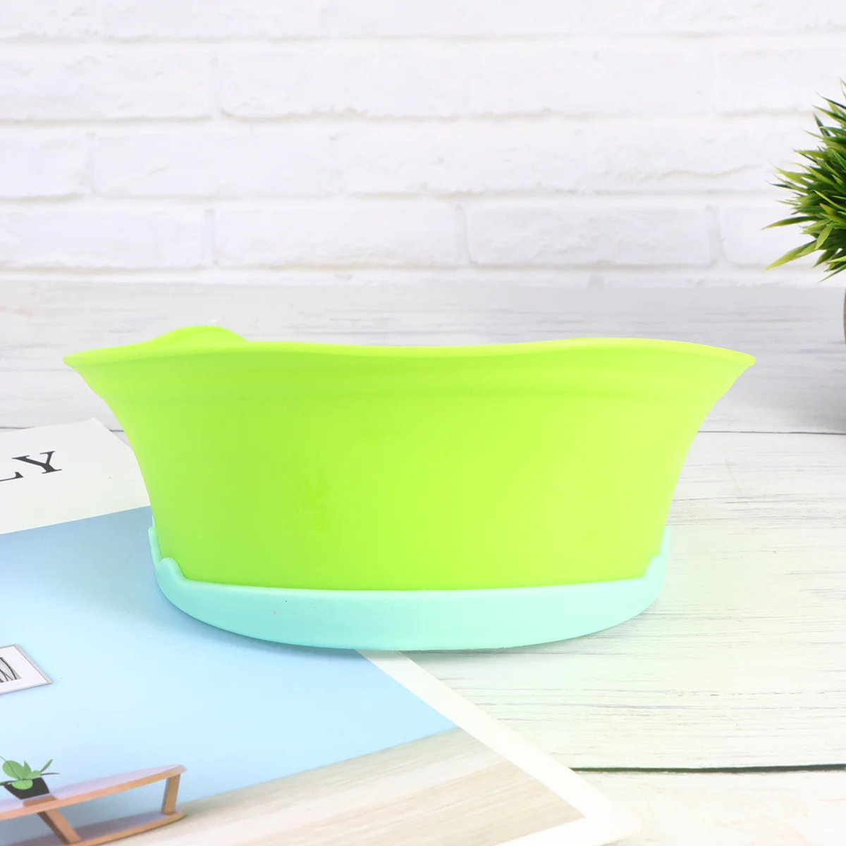 قبعة استحمام للأطفال قابلة للتعديل، واقي أذن مقاوم للماء، غطاء غسيل للشعر، خفيف الوزن، لون مشرق لعمر 3-6 سنوات، أخضر