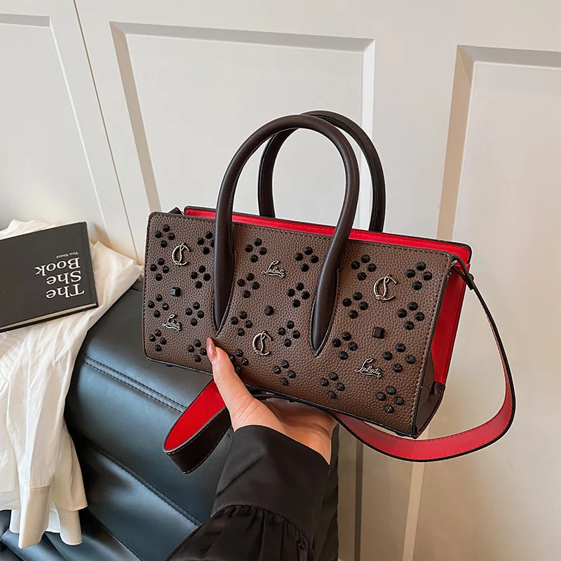 حقيبة نسائية فاخرة خفيفة - تصميم عصري وفريد من نوعه، عالية الإحساس ومتعددة الاستخدامات لجميع الملابس وحقيبة نسائية ذات جودة ممتازة