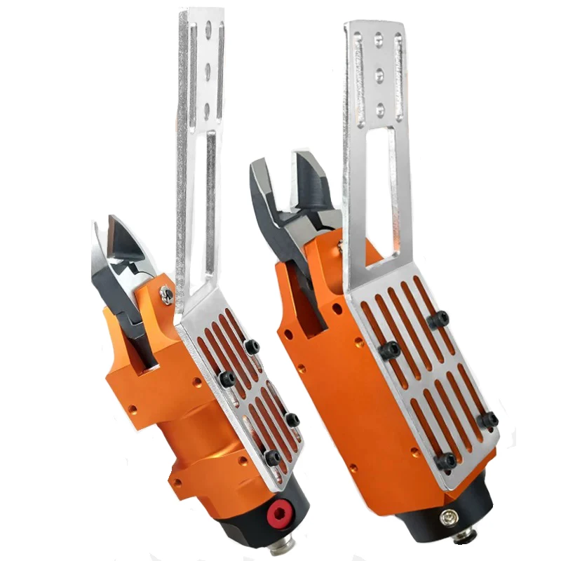 Inclined Robotic Arm Automatic Scissors With Fixed Bracket Plate Industrial Material Handling Water Air Cutting Tool
