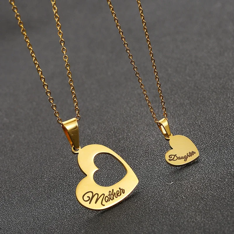 2pcs/Set Mother Daughter Heart Necklace Stainless Steel Splicing Engraved Letter Love Necklaces for Women Girls Mom Jewelry Gift