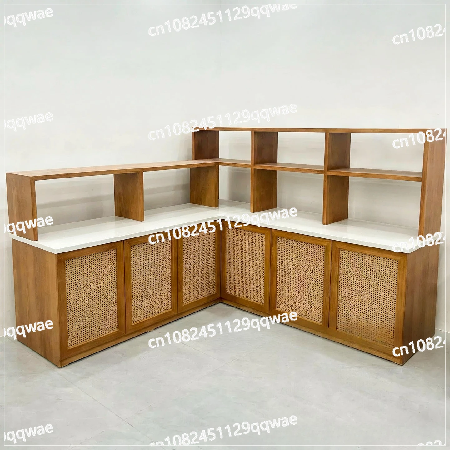 Japanese-style rattan bread display cabinet Nakajima  against the wall Bakery shop Open display