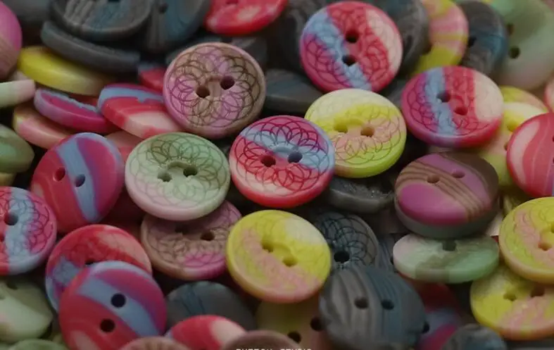 10pcs/LotSize:12.5mm Colorful Multi round flower pattern two eyes resin Buttons fashion Button Knitted cardigan Sewing(SSA-4061)