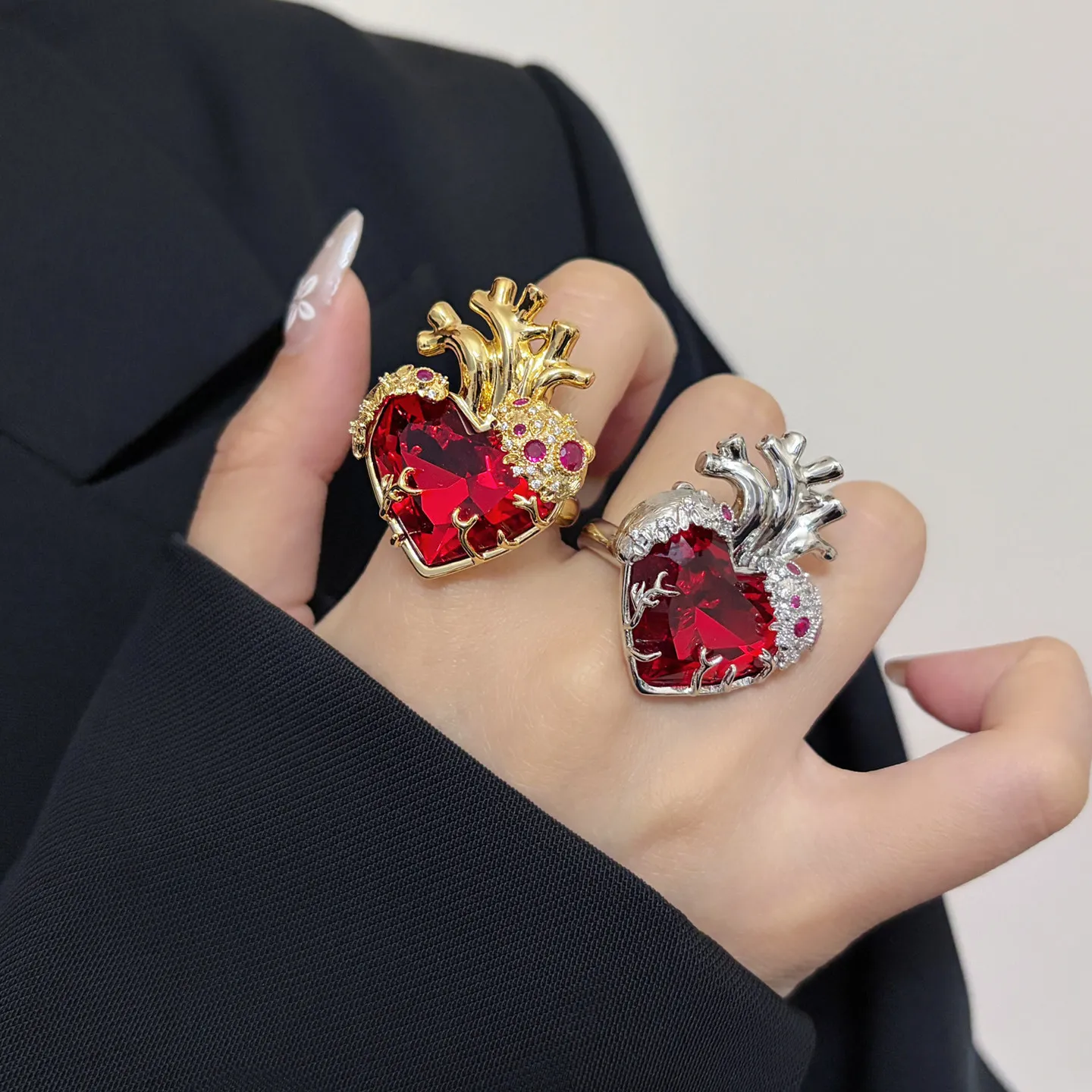 

French Vintage Sacred Heart Inlaid Ruby Wide Open Ring For Women Adjustable Statement Finger Jewelry Banquet Accessory Gift