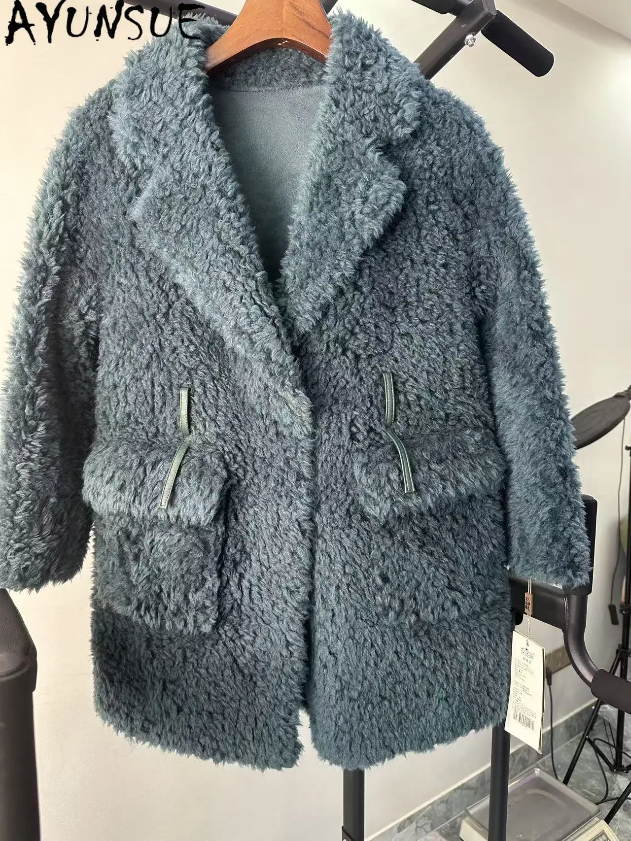 سترة من الصوف الحقيقي من AYUNSUE ملابس شتوية للنساء معاطف نسائية دافئة معطف فريد متوسط الطول تعزيز عيوب صغيرة لا استرداد ولا تبادل #1