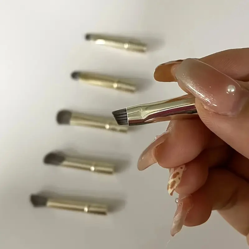 6 pezzi Set di pennelli per trucco a doppia estremità staccabile da viaggio Mini pennello per correttore contorno Pennello per ombretto Strumenti cosmetici per il viso con scatola