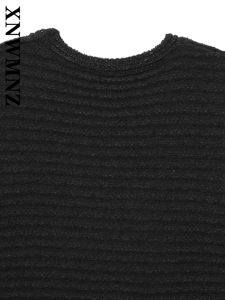 XNWMNZ 2025, Sommer Neue Dame Chic Einfache Ärmellose O-Kragen Strickkleid Pendeln Frau Schwarz Kleider Casual Quaste mini