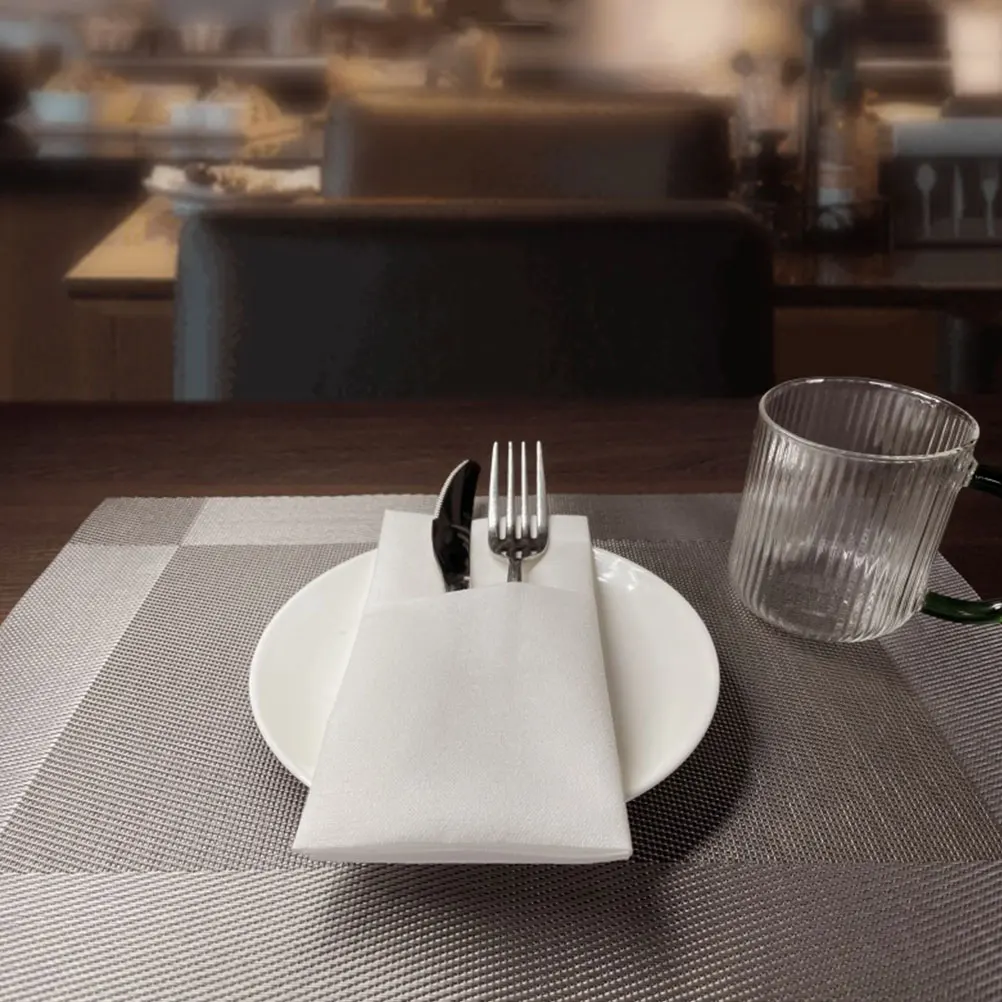 50 قطعة سكين وشوكة للاستعمال مرة واحدة حصيرة سميكة 40x40 سنتيمتر ورقة لب الخشب المناديل لحفل زفاف فندق مطعم استخدام الأبيض
