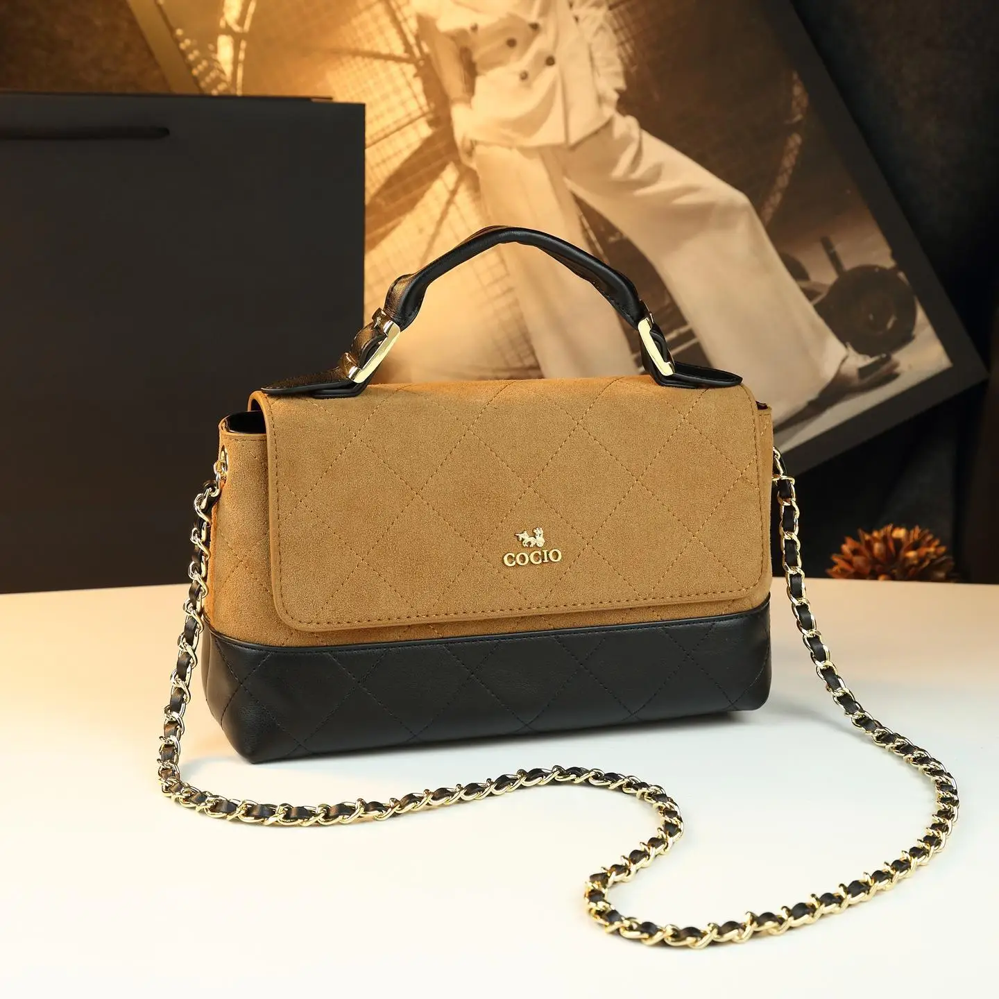 

Trendy Letter Logo Women's Shoulder Bag Tote Bags Luxury Brand Large Capacity Minimalist Fashionable Diaper Bags For Everyday