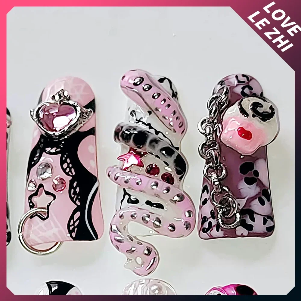 Handgemachte Y2K Press On Nails 3D Schwarz Pulver Kleine Schlangen Entenschnabel Spitze Strass Punk Niete Schöne tragbare gefälschte Nägel