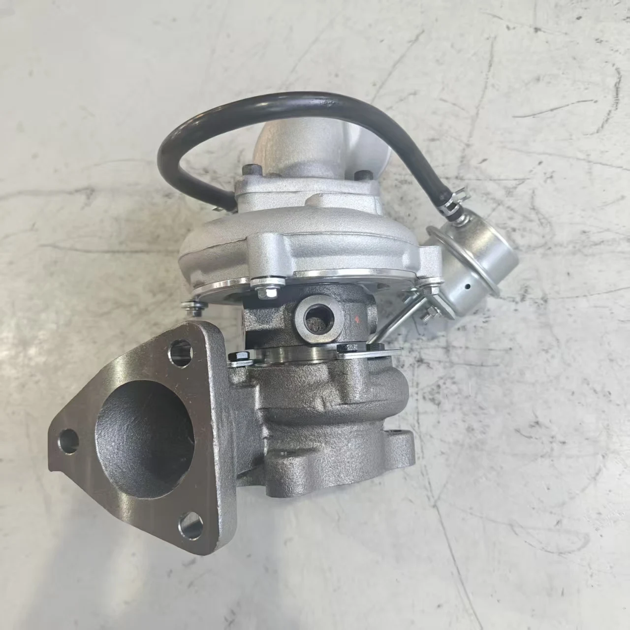 GT1749S Turbo 2820042700 28200-42700 715924-0002 715924-2 715924-5002S Turbocharger For Truck Van Porter 2 Engine 4D56 Euro 3