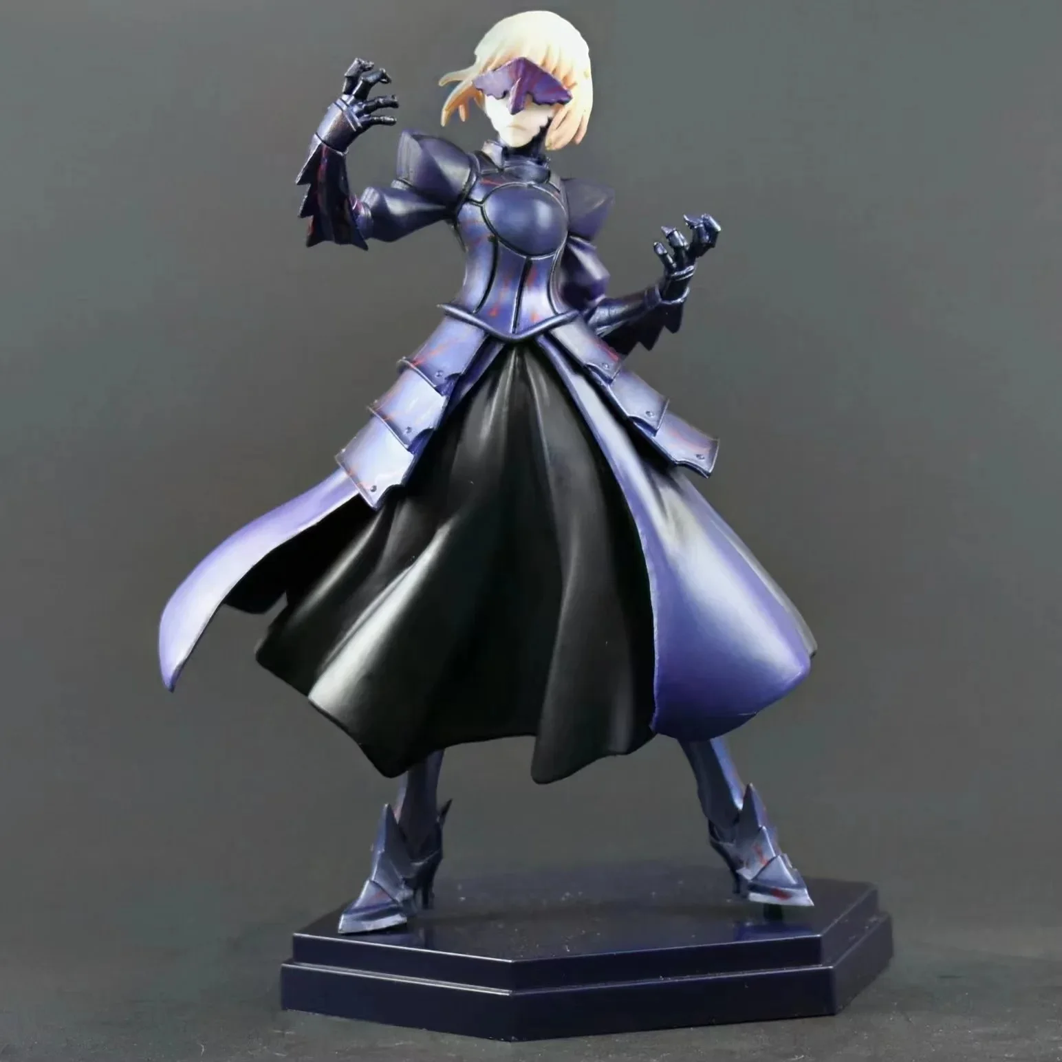 Fate Stay Night Grand Order Altria Pendragon Saber Alter Black Cherry Armor PVC Action Figure Anime Figure Model Toys Doll Gift