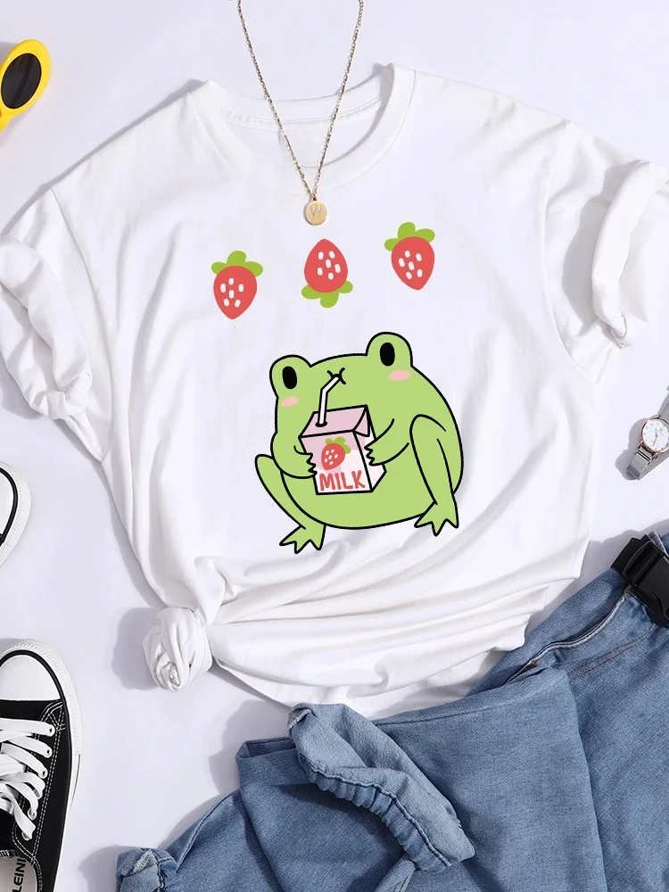 تي شيرت على شكل ضفدع أخضر للنساء الذين يحبون شرب الفراولة بنكهة الحليب تي شيرت ناعم تي شيرت رياضي صيفي تي شيرت هيب هوب للشارع #2