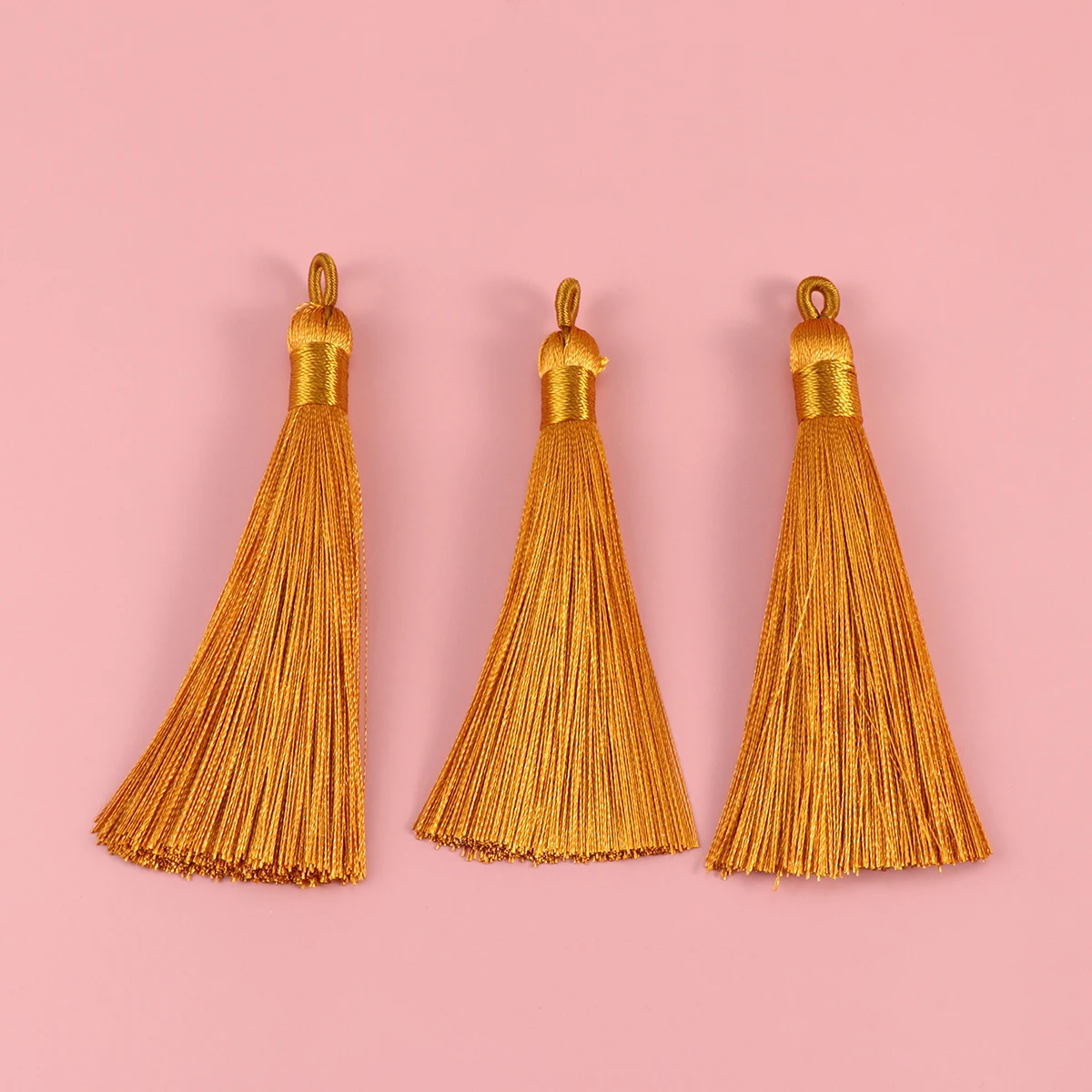 

20 pcs Short Plump Tassel Earrings Long Dangling Pendant Accessories Bright Lightweight Durable Hanging Tassel For Diy Keychain
